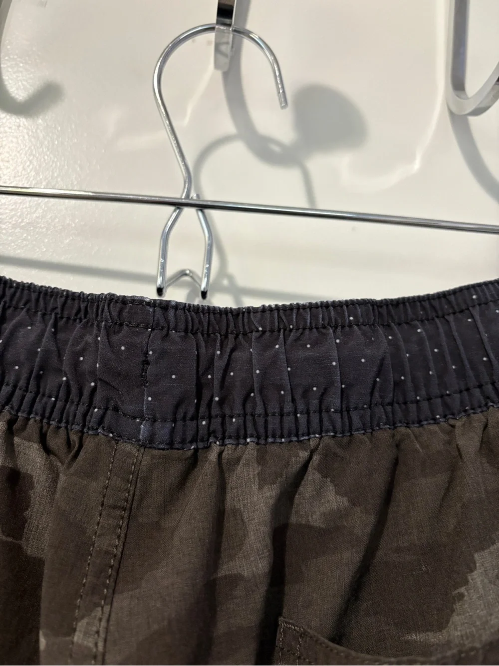 Vuori Kore Shorts Camo Men's Shorts Size Medium